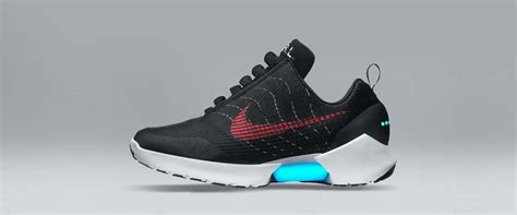 nike zelfstrikkende schoen|Nike HyperAdapt 1.0: Hands.